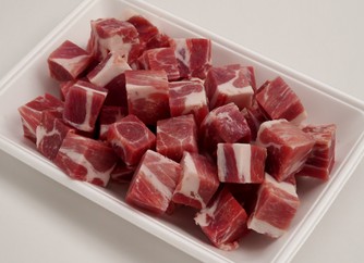 商品案内精肉角切りカット加工写真1